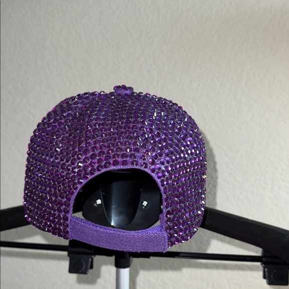 3 Sparkling Multicolor Rhinestone Caps - Picture 6 of 16